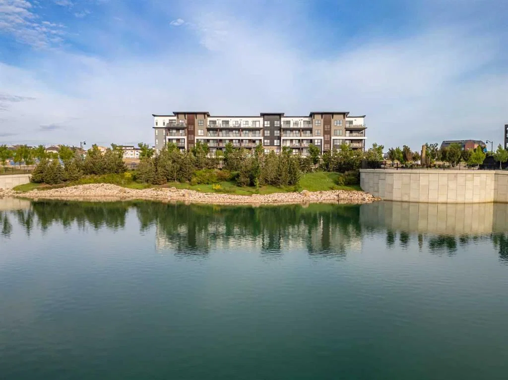 8206, 1802 Mahogany Boulevard SE, Calgary — main listing photo