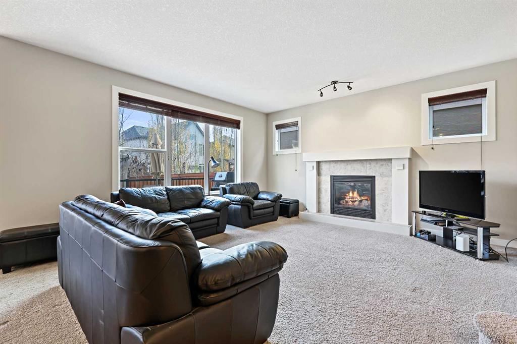 396 Tuscany Estates Rise NW, Calgary — photo 4 of 46
