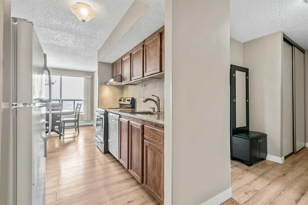 1107, 9800 Horton Road SW, Calgary — photo 5 of 26