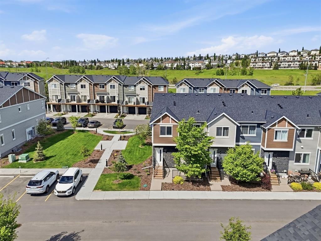 15 Tuscany Summit Square NW, Calgary — main listing photo