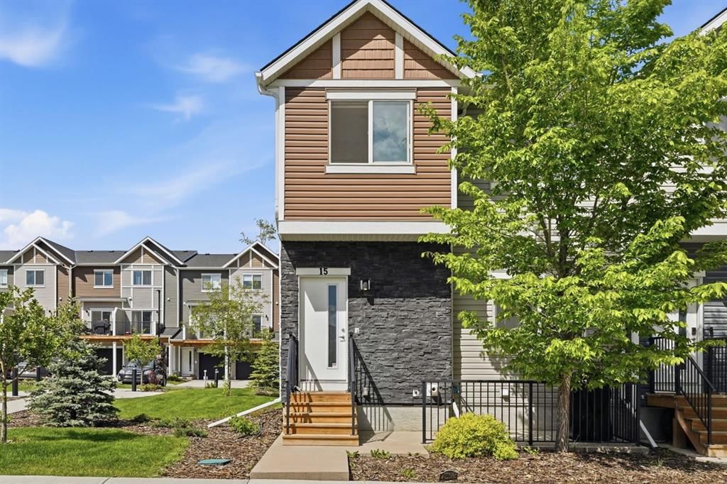 15 Tuscany Summit Square NW, Calgary — photo 2 of 32