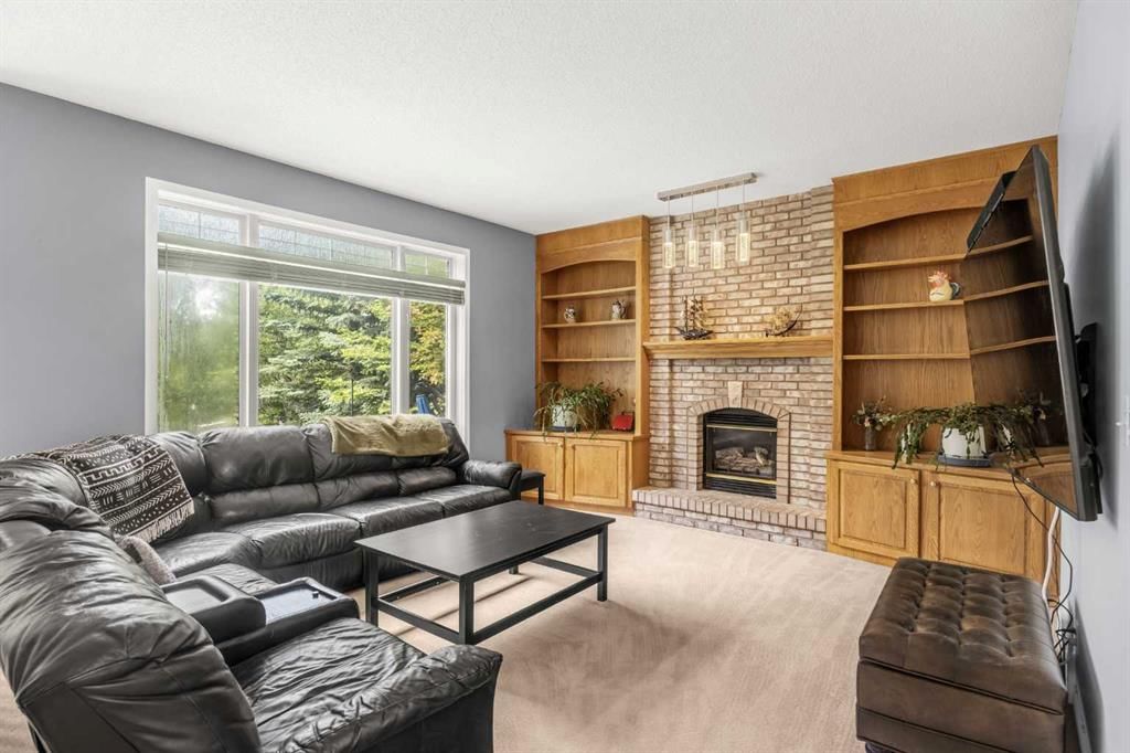 31 Hamptons Heath NW, Calgary — photo 3 of 46