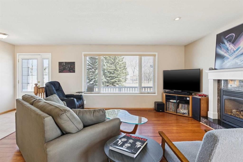 8523 Addison Place SE, Calgary — photo 3 of 33