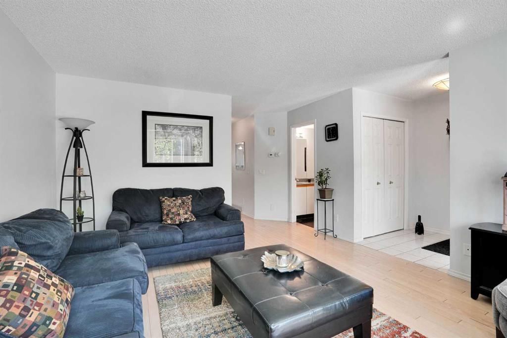 2295 1 Street NE, Calgary — photo 5 of 24