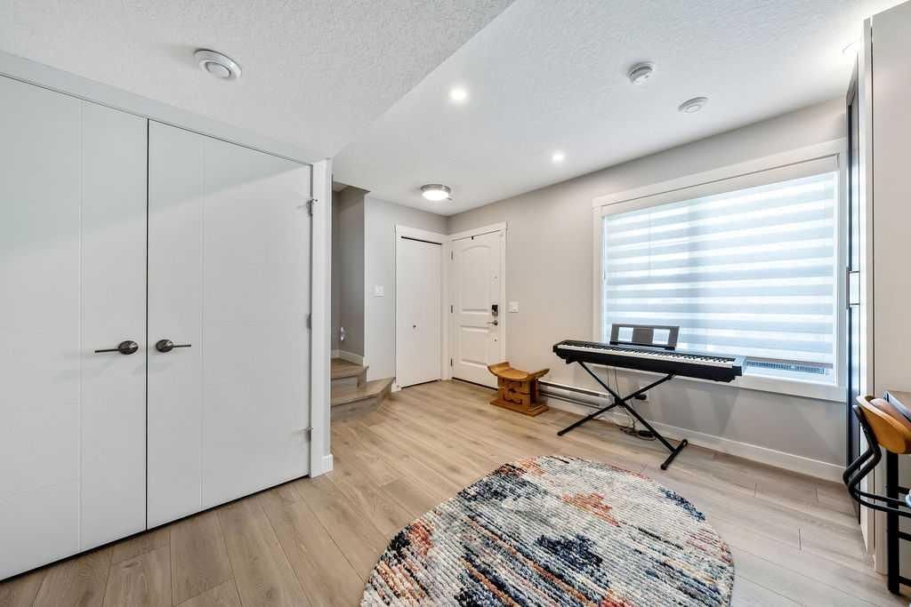 869 Cranston Avenue SE, Calgary — photo 4 of 27
