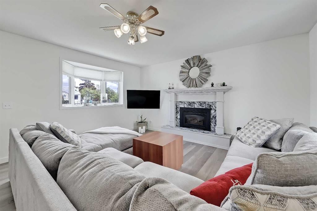7443 Ogden Road SE, Calgary — photo 3 of 50