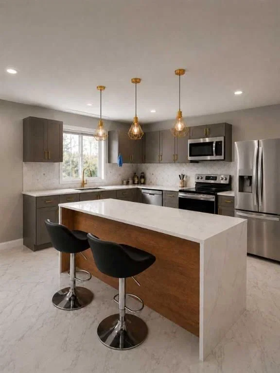4004 14 Avenue SE, Calgary — photo 5 of 6