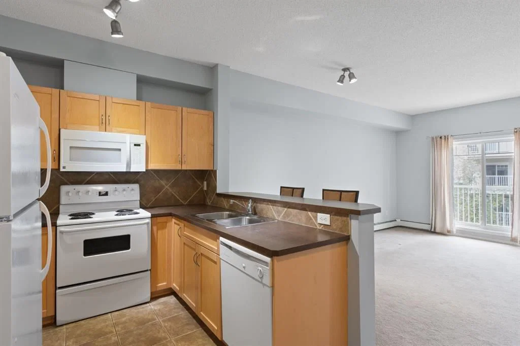 5310, 70 Panamount Drive NW, Calgary — photo 4 of 23