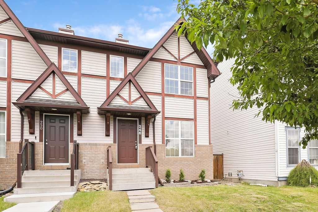 246 Elgin View SE, Calgary — photo 2 of 30