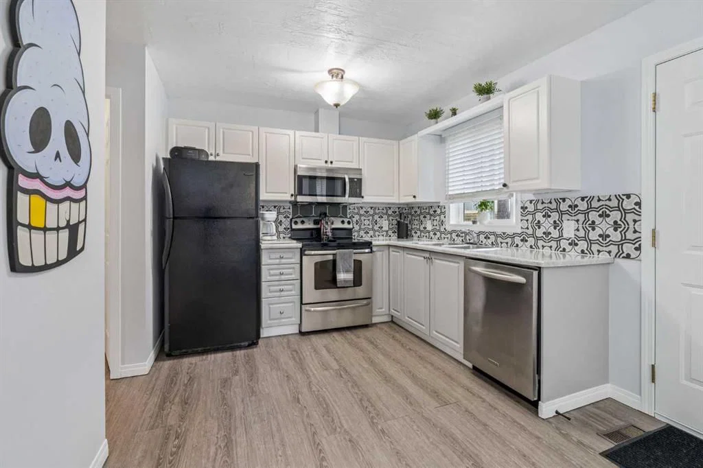 123 Stonemere Place, Chestermere — photo 2 of 29