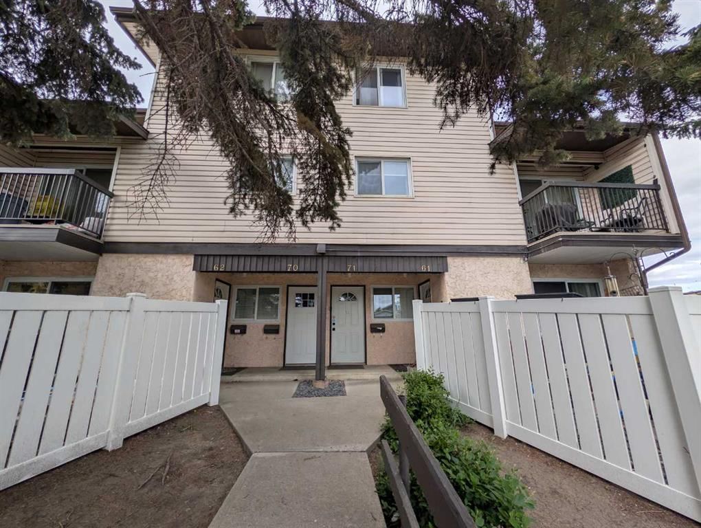 71, 3745 Fonda Way SE, Calgary — main listing photo