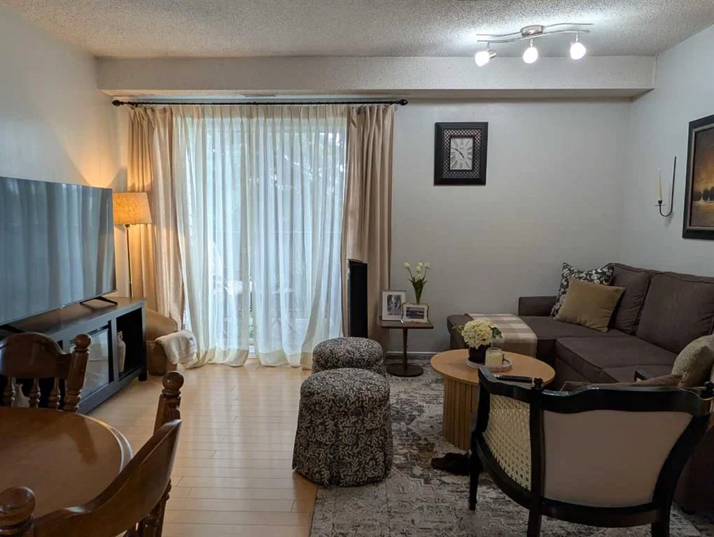 71, 3745 Fonda Way SE, Calgary — photo 2 of 19