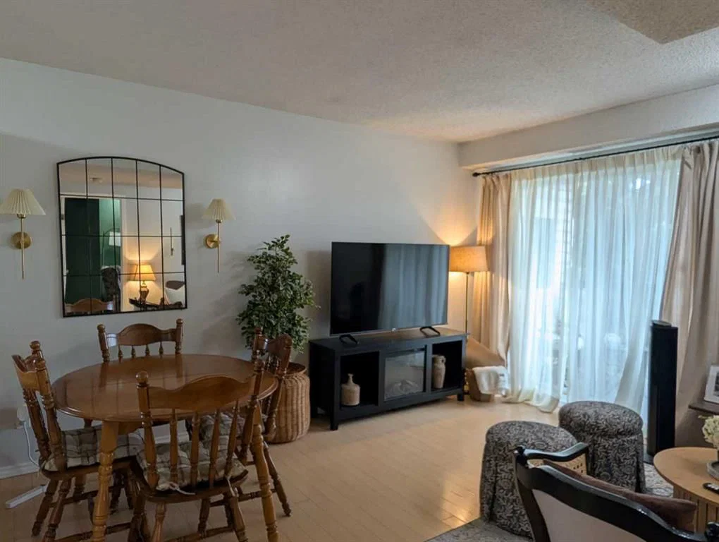 71, 3745 Fonda Way SE, Calgary — photo 4 of 19