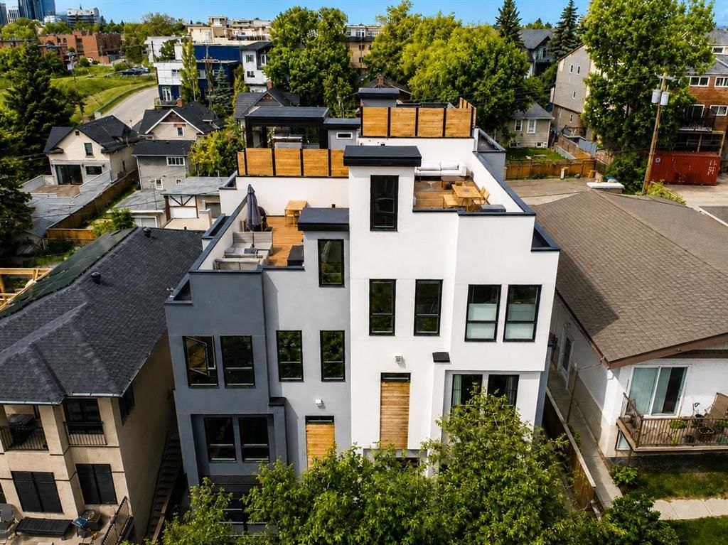 3, 713 5 Street NE, Calgary — photo 2 of 48