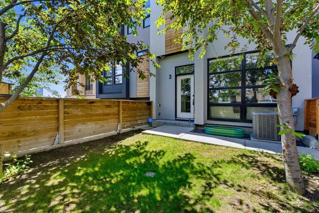 3, 713 5 Street NE, Calgary — photo 4 of 48