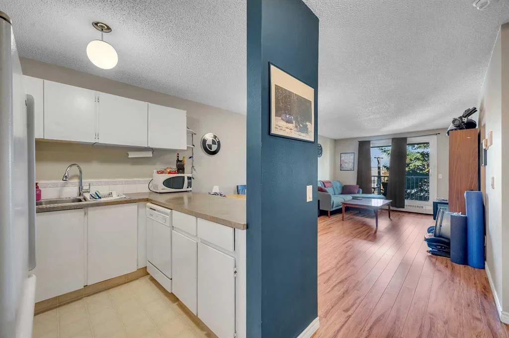 307, 110 20 Avenue NE, Calgary — photo 5 of 49