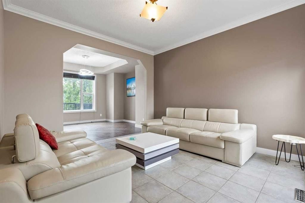 1863 Panatella Boulevard NW, Calgary — photo 4 of 44