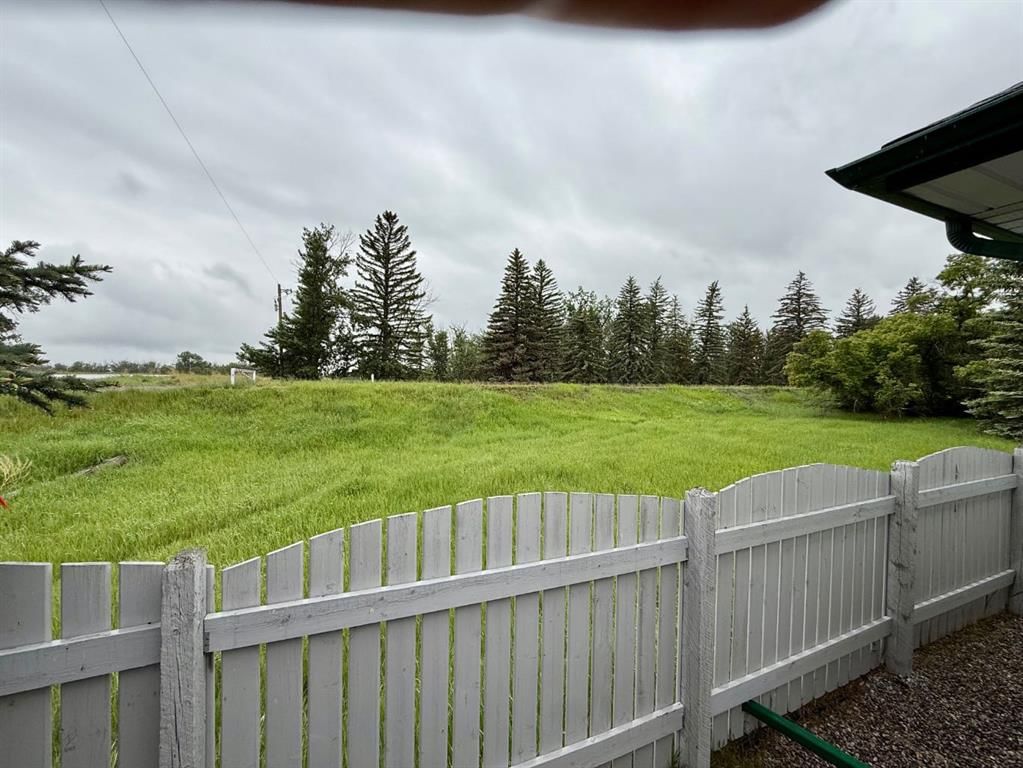 211 Baker Creek Place SW, High River — photo 3 of 27