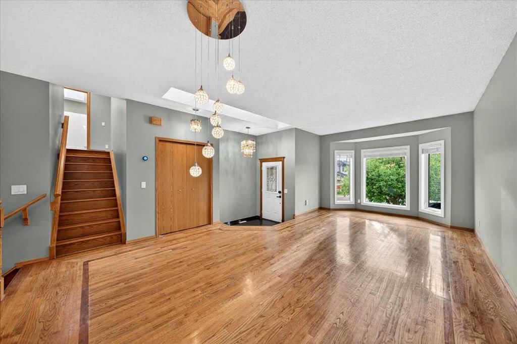 86 Douglas Woods Close SE, Calgary — photo 2 of 40