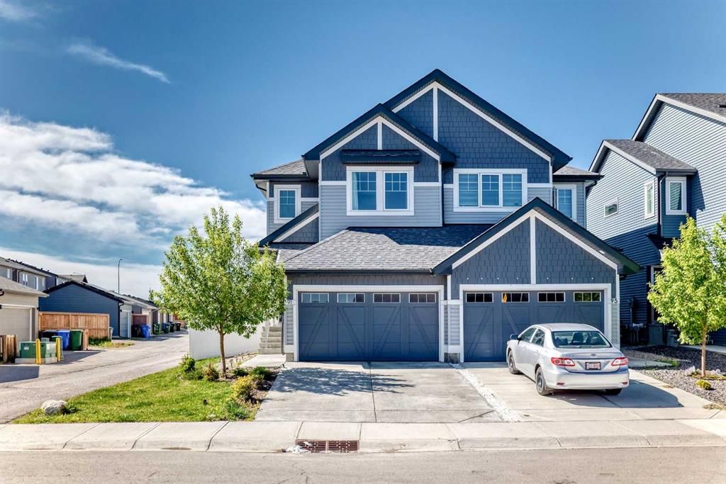 91 Walcrest Way SE, Calgary — main listing photo