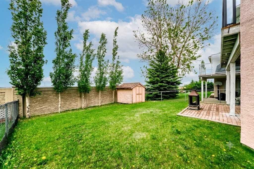 50 Hampstead Terrace NW, Calgary — photo 4 of 37