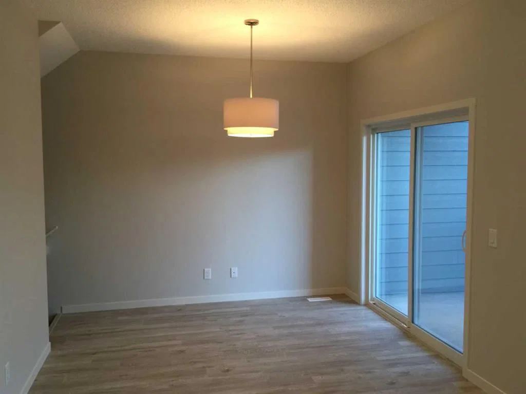 972 Nolan Hill Boulevard NW, Calgary — photo 5 of 16