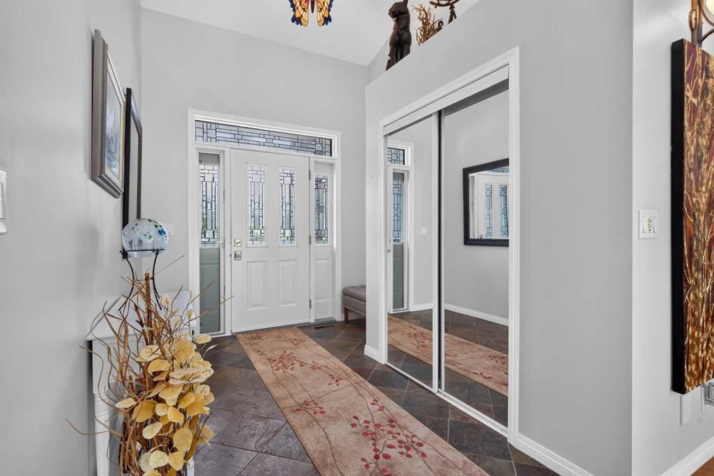 762 Stonehaven Drive, Carstairs — photo 4 of 50