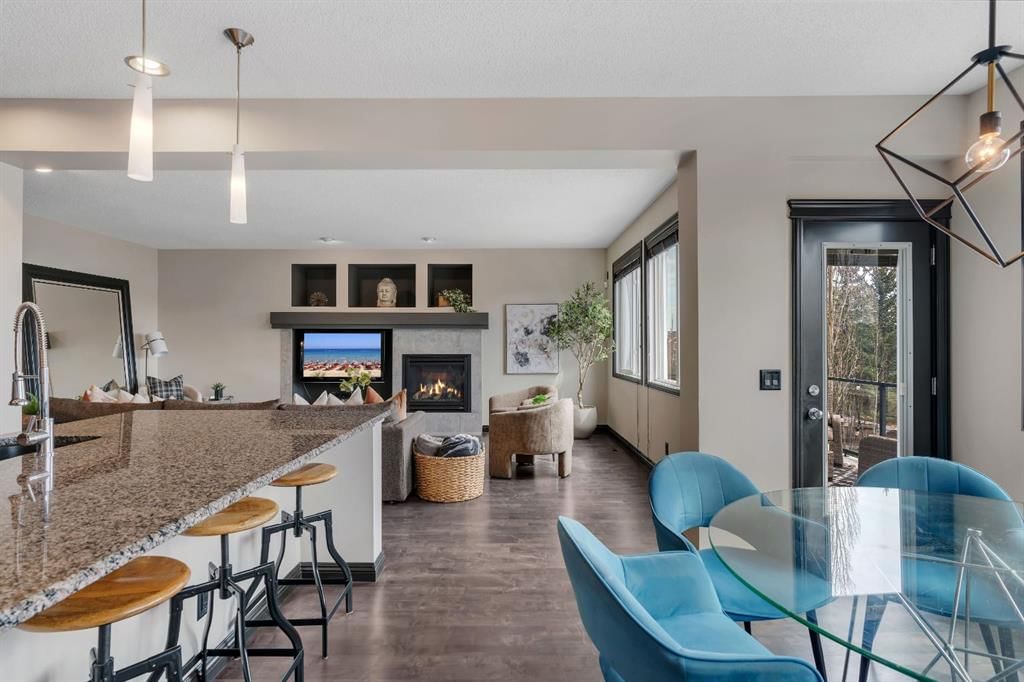 55 Evanspark Circle NW, Calgary — photo 4 of 46