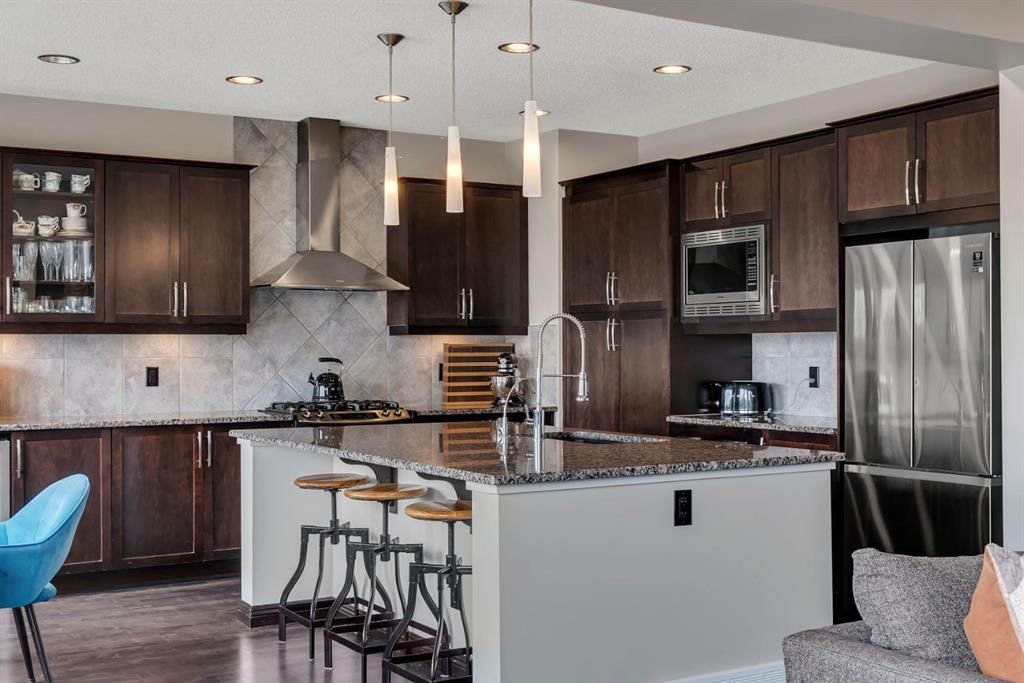 55 Evanspark Circle NW, Calgary — photo 5 of 46