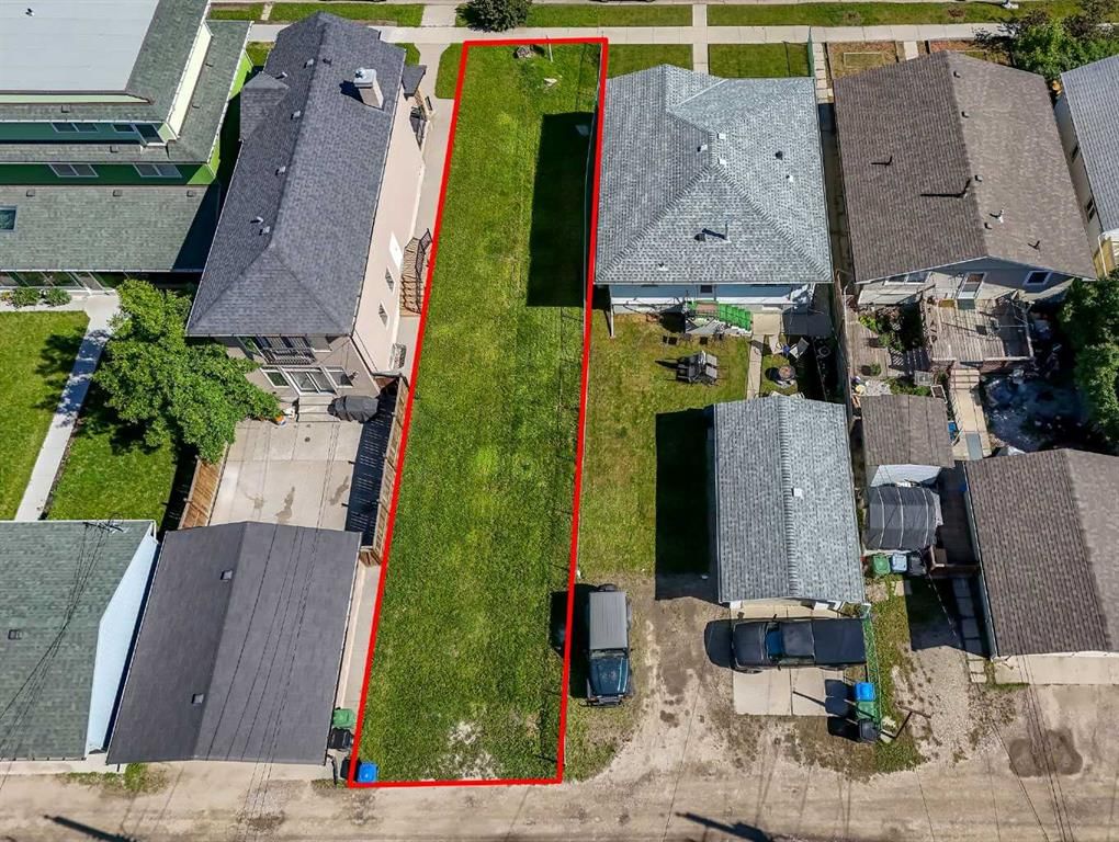 217 20 Avenue NW, Calgary — main listing photo