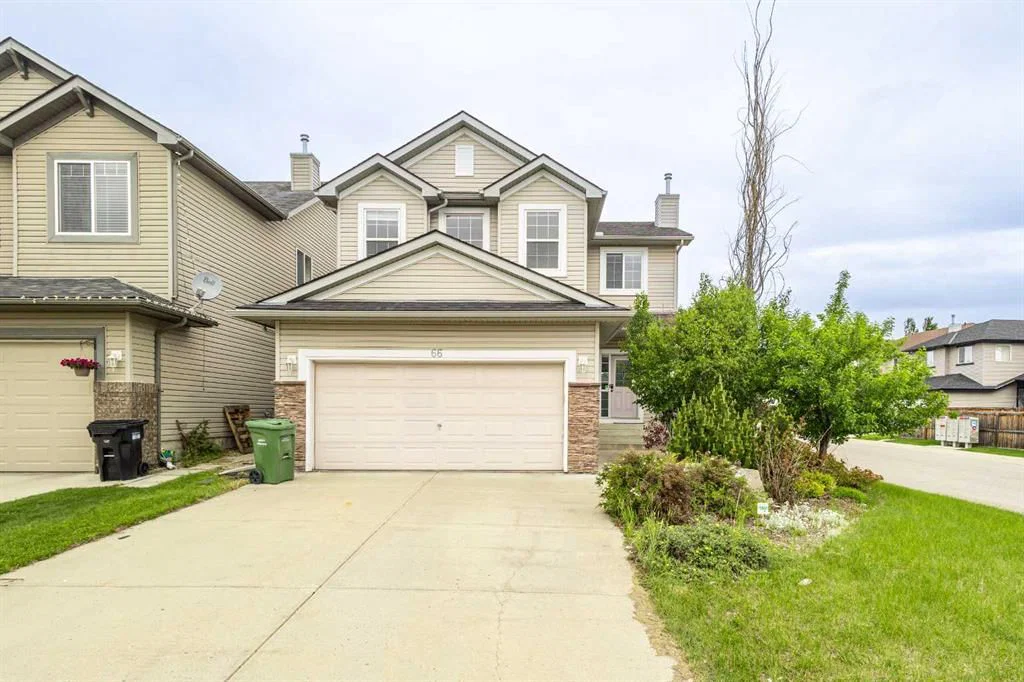 66 Everhollow Avenue SW, Calgary — photo 2 of 50