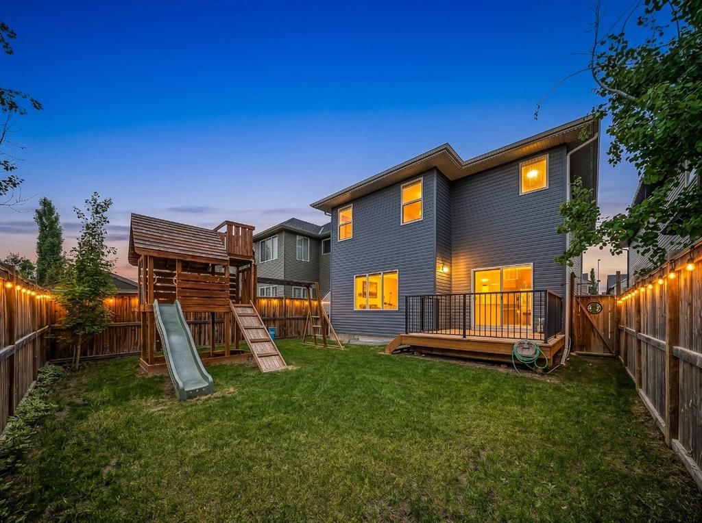 144 Cougar Ridge Manor SW, Calgary — photo 2 of 50