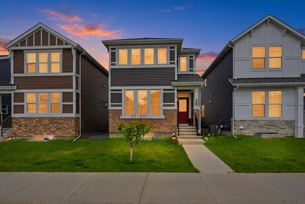 25 Red Sky Way NE, Calgary — main listing photo