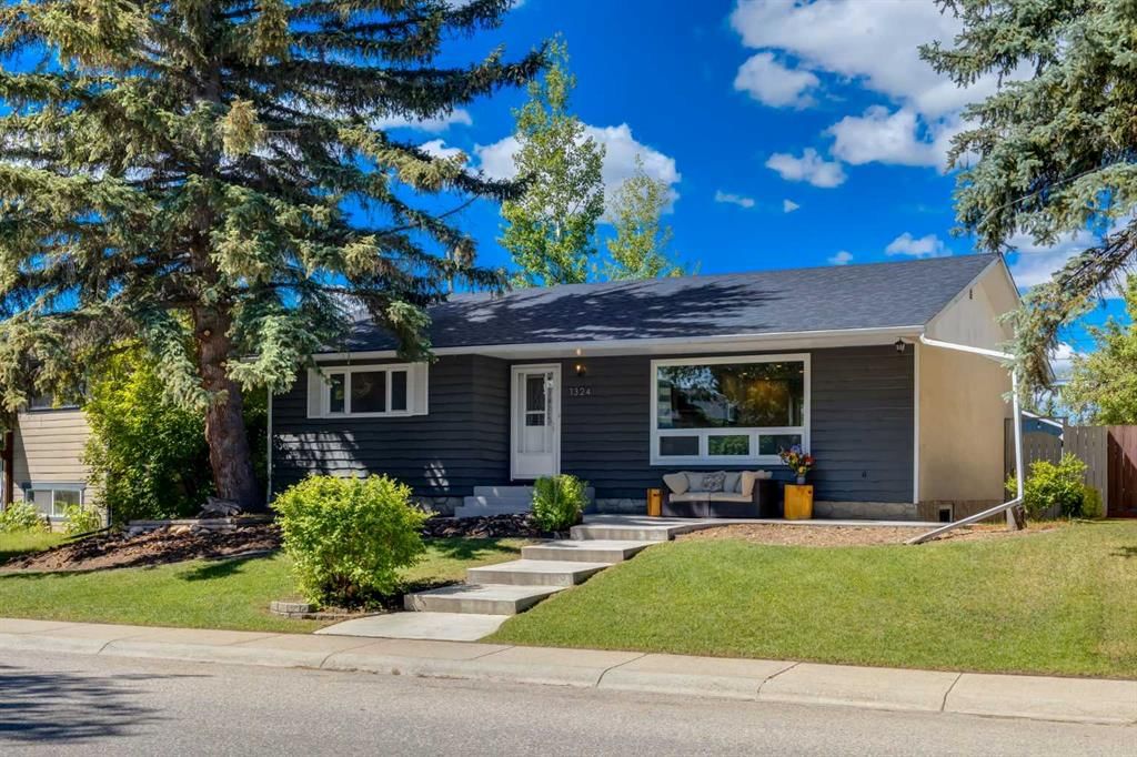 1324 Lake Sylvan Drive SE, Calgary — recently sold home