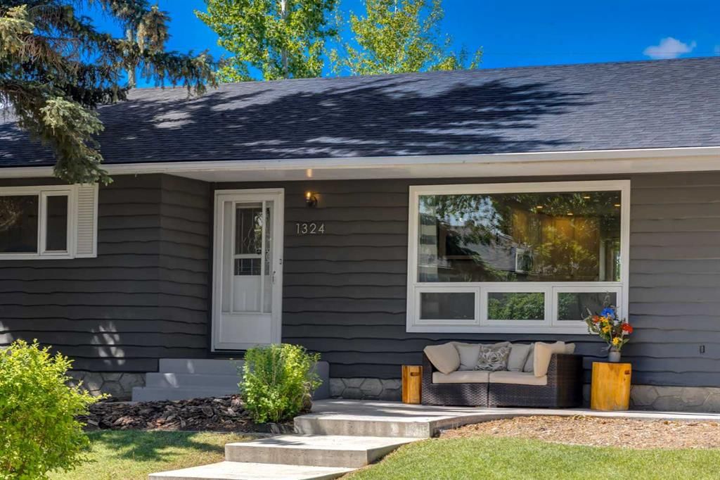 1324 Lake Sylvan Drive SE, Calgary — photo 2 of 46