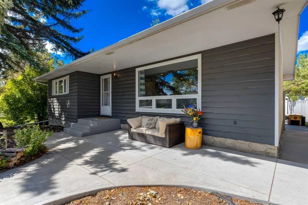 1324 Lake Sylvan Drive SE, Calgary — photo 3 of 46