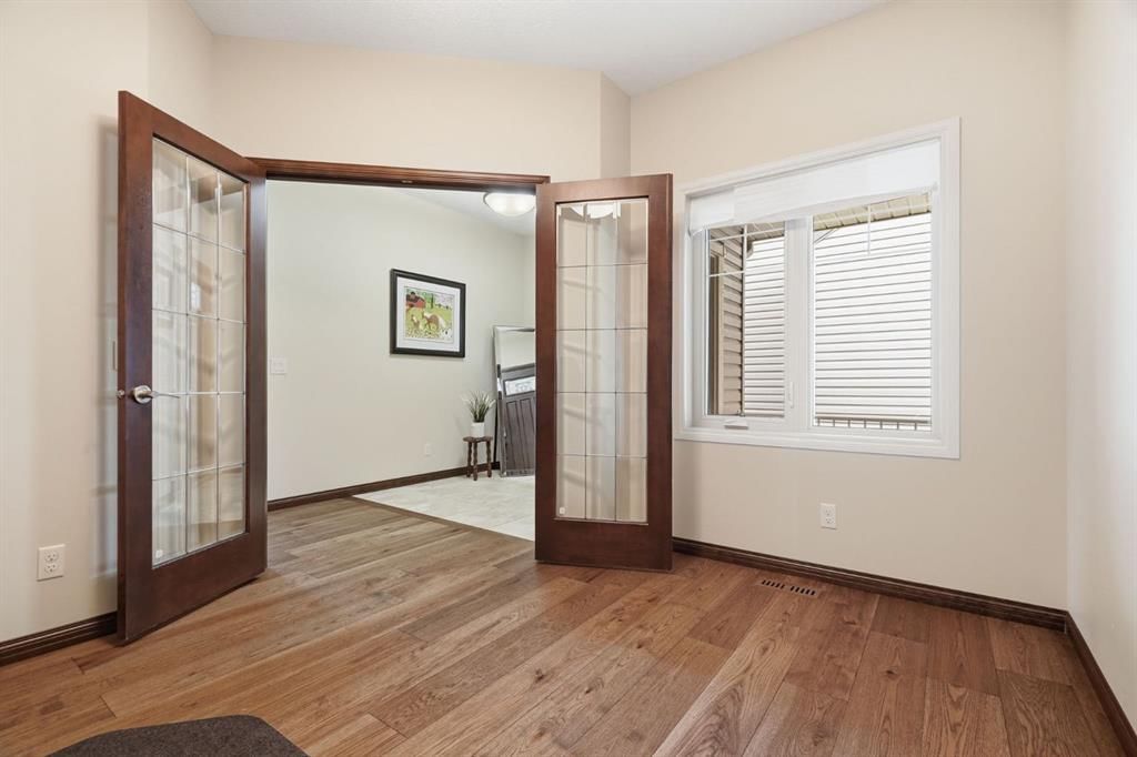 139 Sunset View, Cochrane — photo 4 of 27