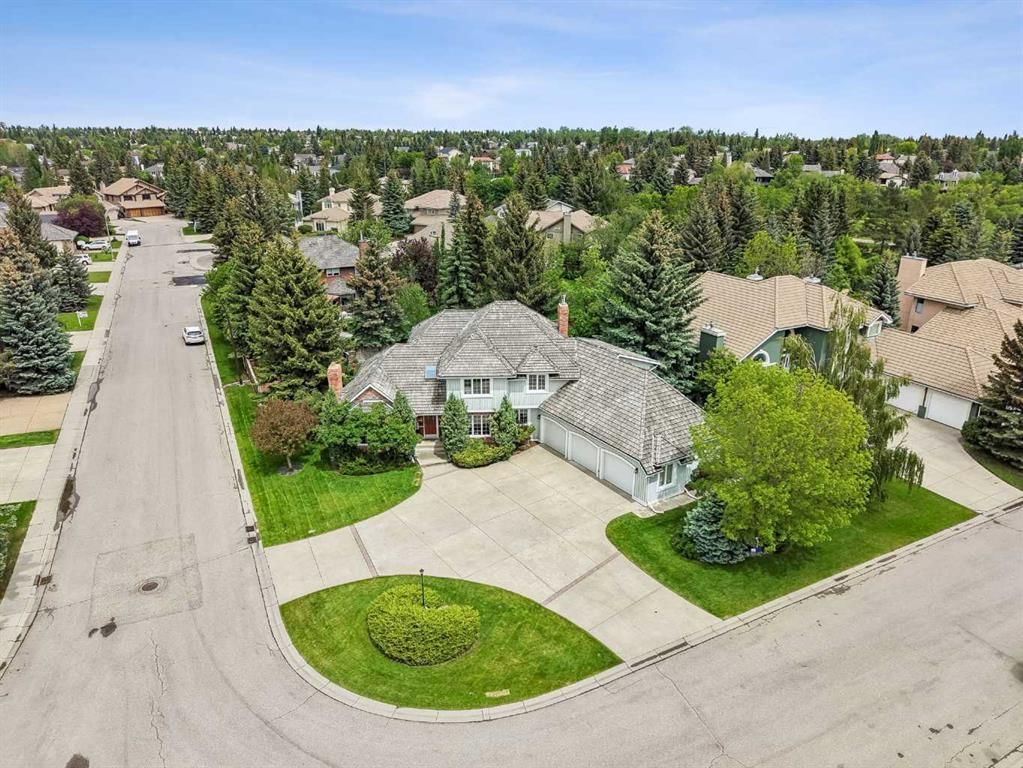 65 Woodpath Terrace SW, Calgary — photo 3 of 50