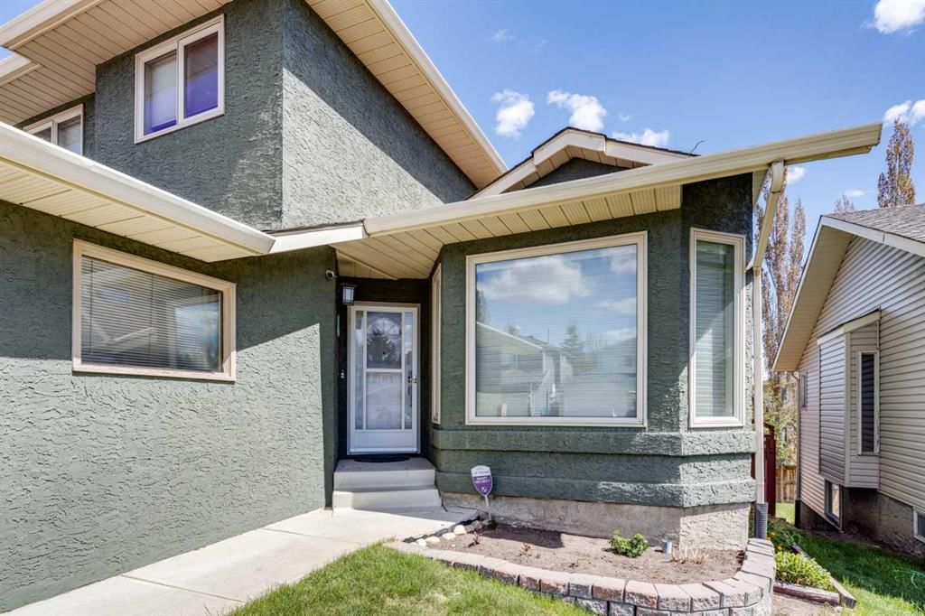 20 MacEwan Ridge View NW, Calgary — photo 3 of 40