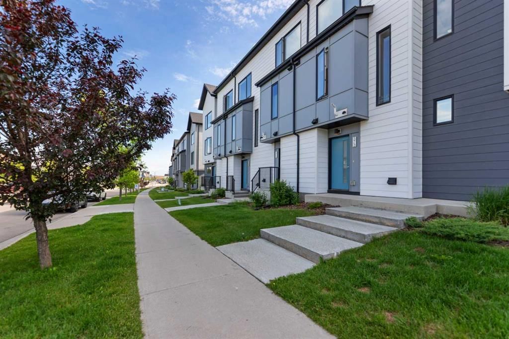 573 Evanston Link NW, Calgary — photo 3 of 29