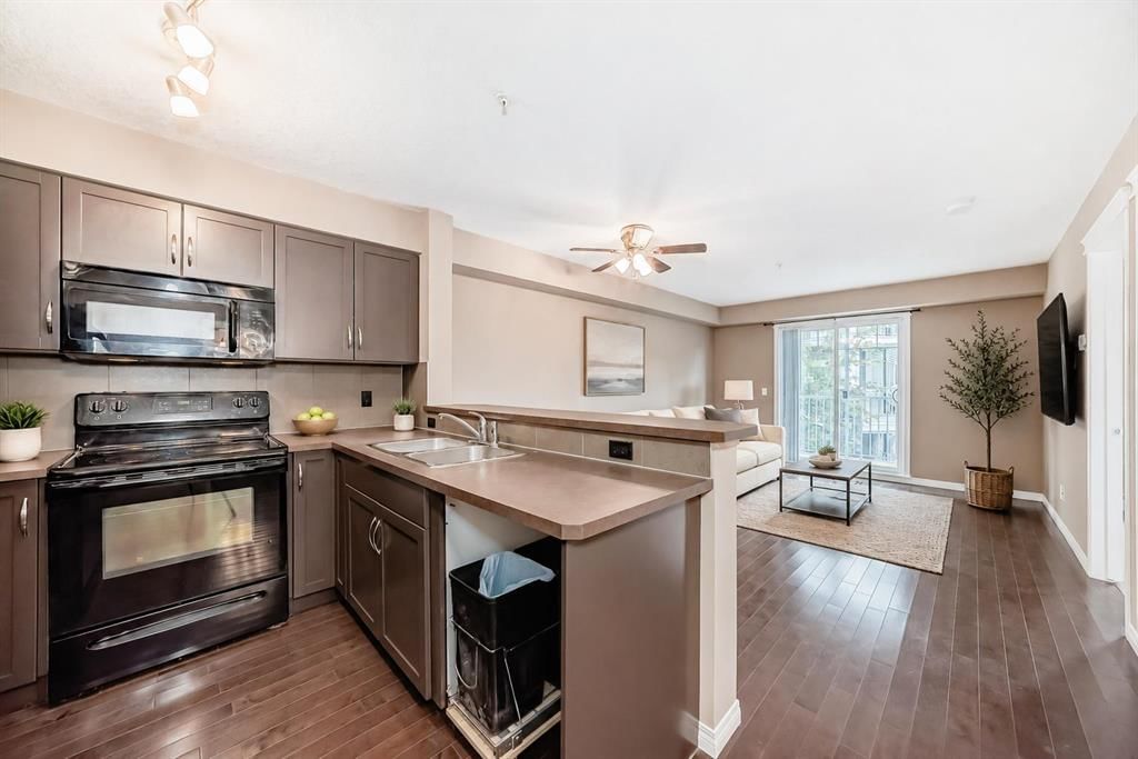 2224, 115 Prestwick Villas SE, Calgary — photo 3 of 23