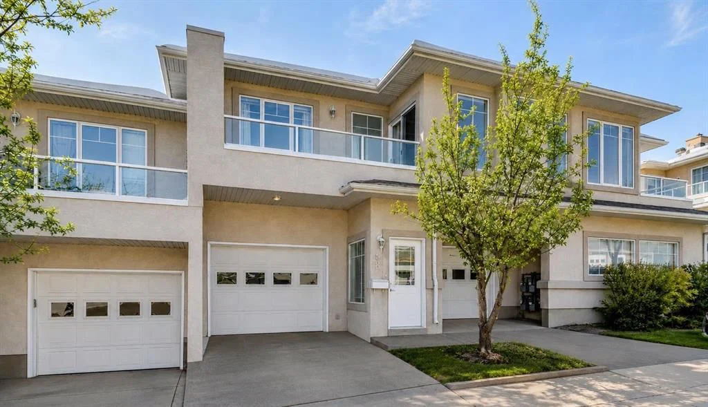 40 Edgeridge Terrace NW, Calgary — main listing photo