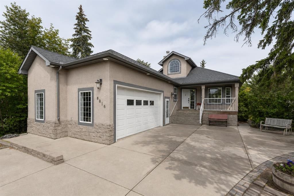 8816 48 Avenue, Calgary — main listing photo