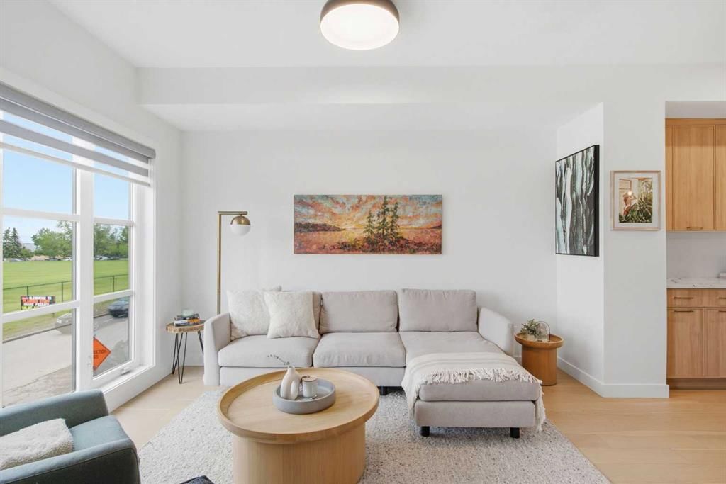 5111 19 Street SW, Calgary — photo 4 of 50