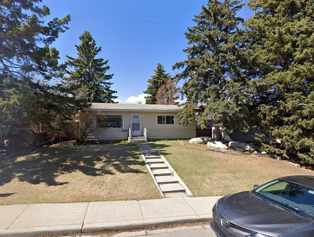1443 44 Street SW, Calgary — main listing photo