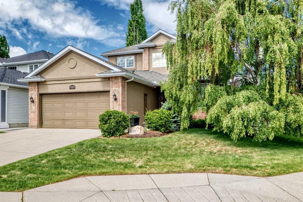 10882 Valley Ridge Drive NW, Calgary — main listing photo