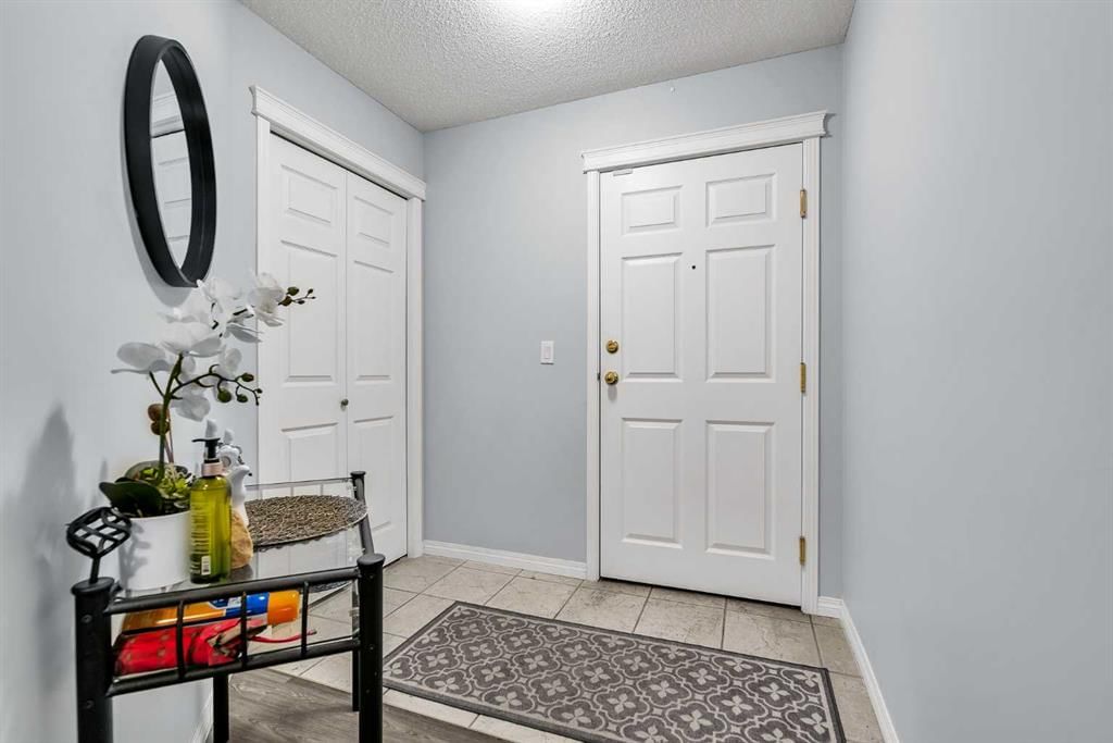 106, 20 Country Hills View NW, Calgary — photo 5 of 32