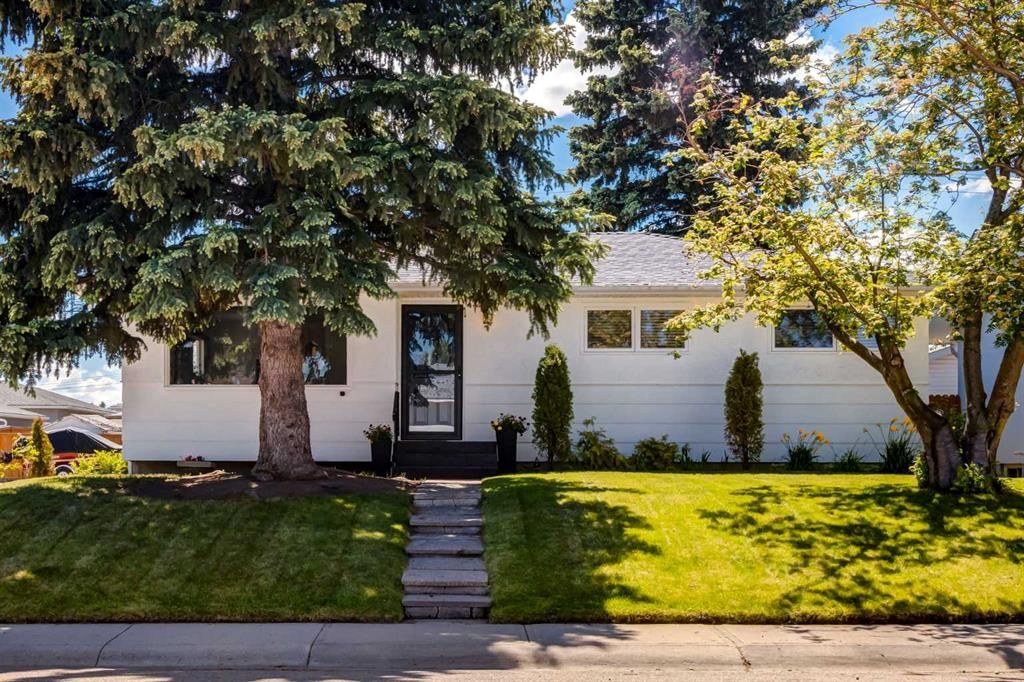 9559 Assiniboine Road SE, Calgary — photo 2 of 33