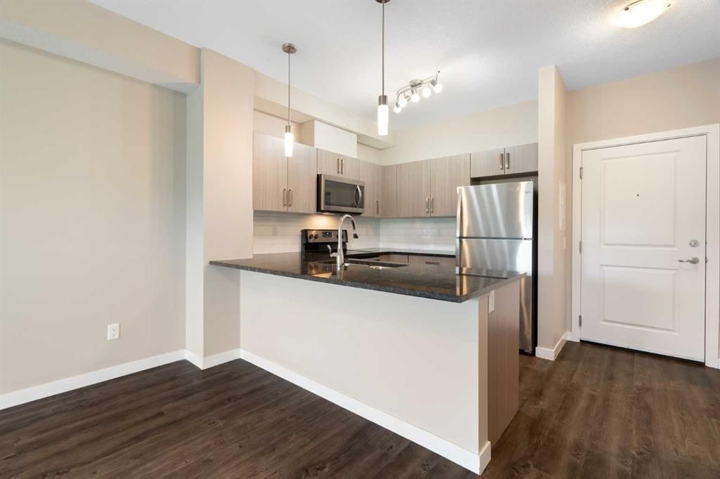 224, 200 Cranfield Common SE, Calgary — photo 5 of 33