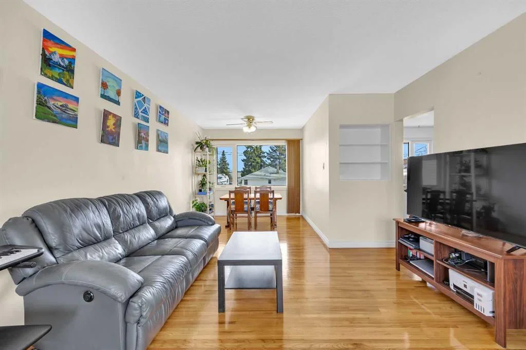 5008 2 Street NW, Calgary — photo 4 of 37